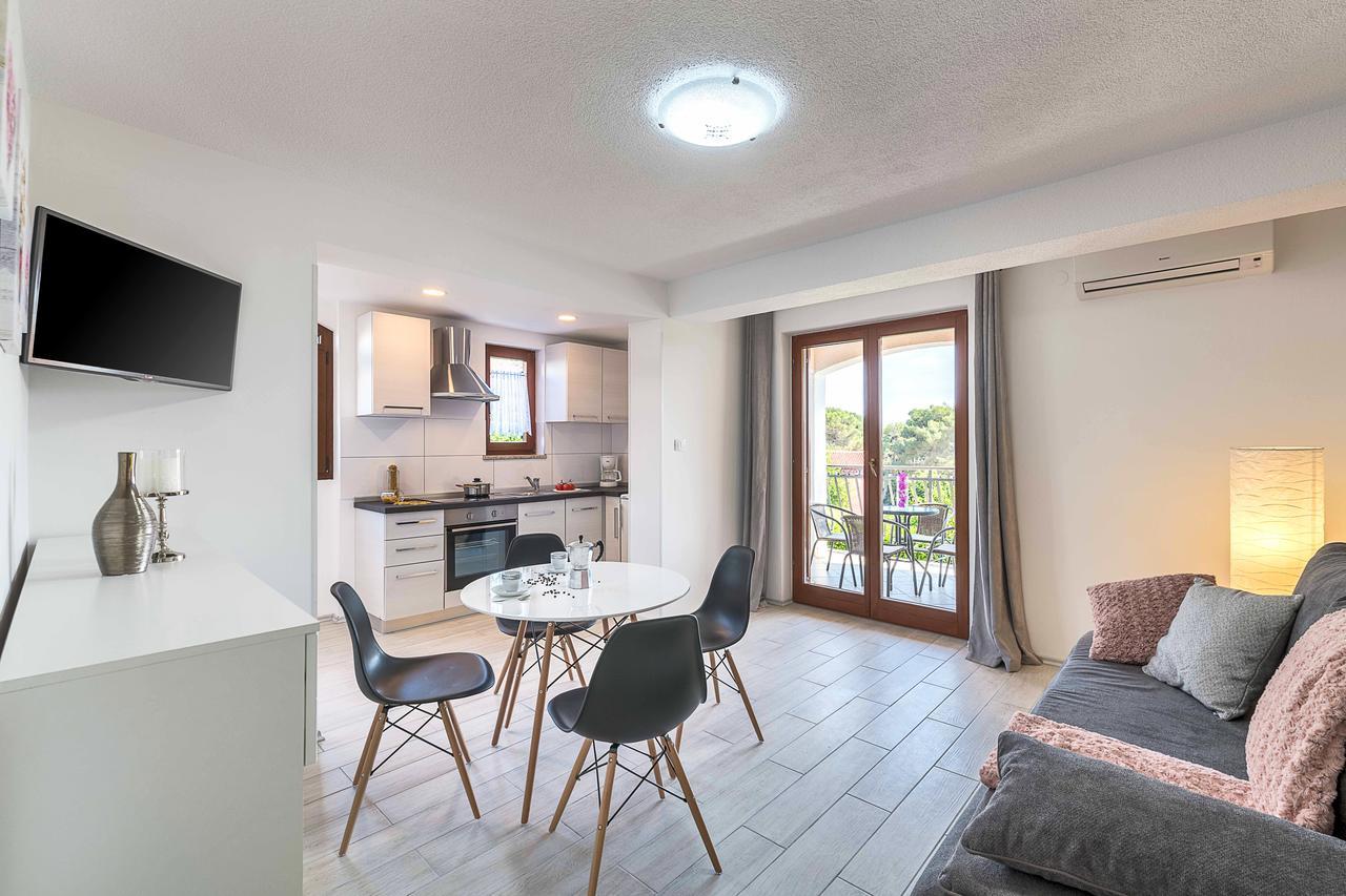 Apartments Villa Tre Marie روفينج المظهر الخارجي الصورة